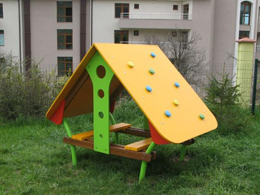 Градински мебели