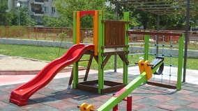 Градински мебели