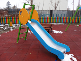 Градински мебели