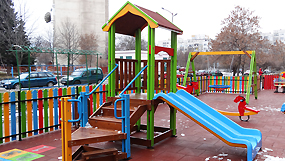 Градински мебели