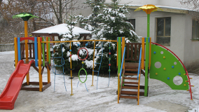 Градински мебели