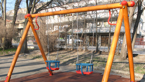 Градински мебели